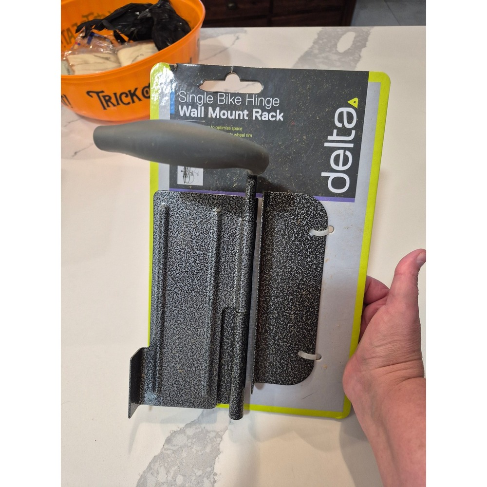 Delta Single Bike Hinge Wall Mount Rack‎ Storage Space Saving